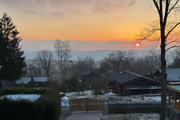 Traumhafte Aussicht zum Sonnenaufgang im Ferienhaus 'Zweite Heimat' am Kleiberweg 6